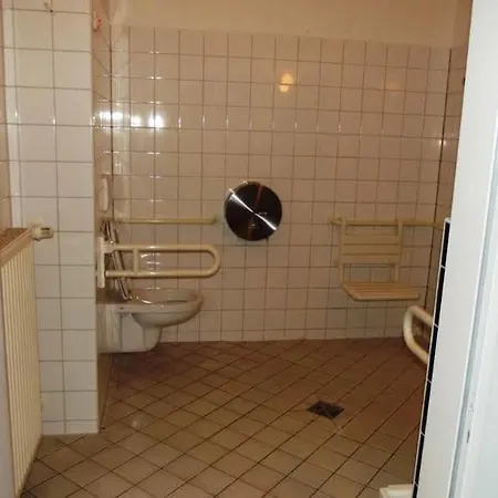 Отель Meininger Hallesches Ufer 3*